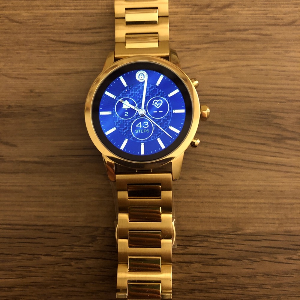 Tory Burch Torytrack Smartwatch DW7T1